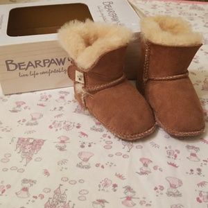 New Bear Paw infant boots